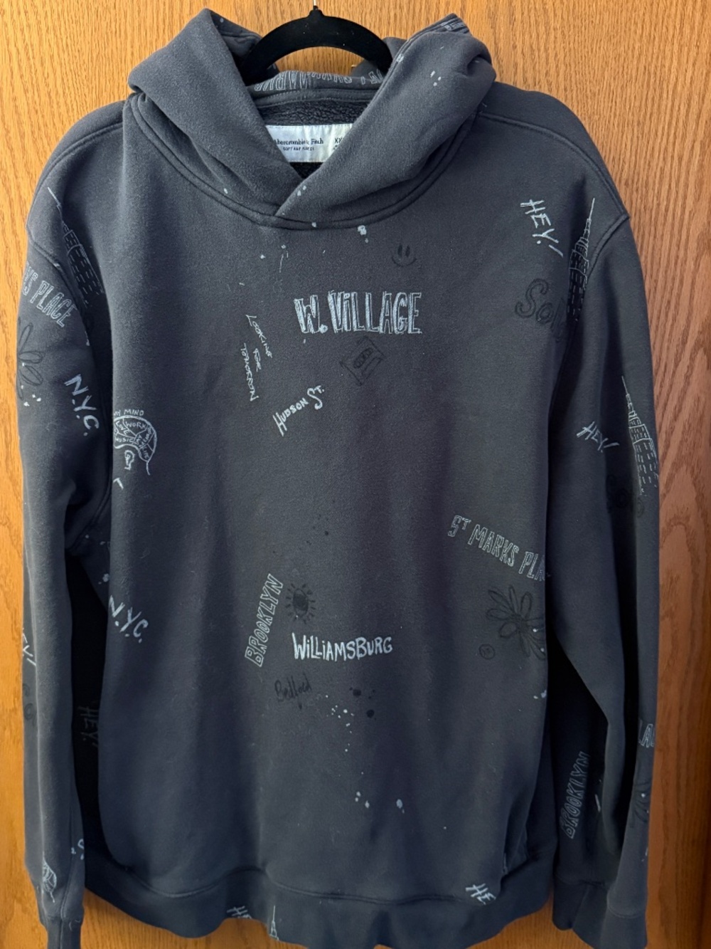 Abercrombie & Fitch Men's Black and Grey Hoodie
